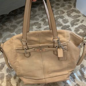 Coach Vachetta leather shoulder bag